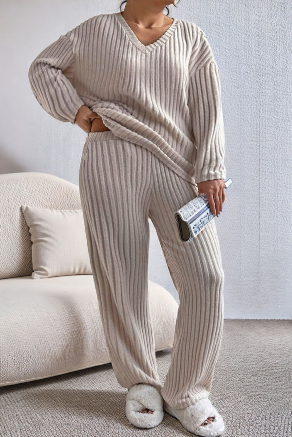 CURVY Ribbed V-Neck Lounge Set