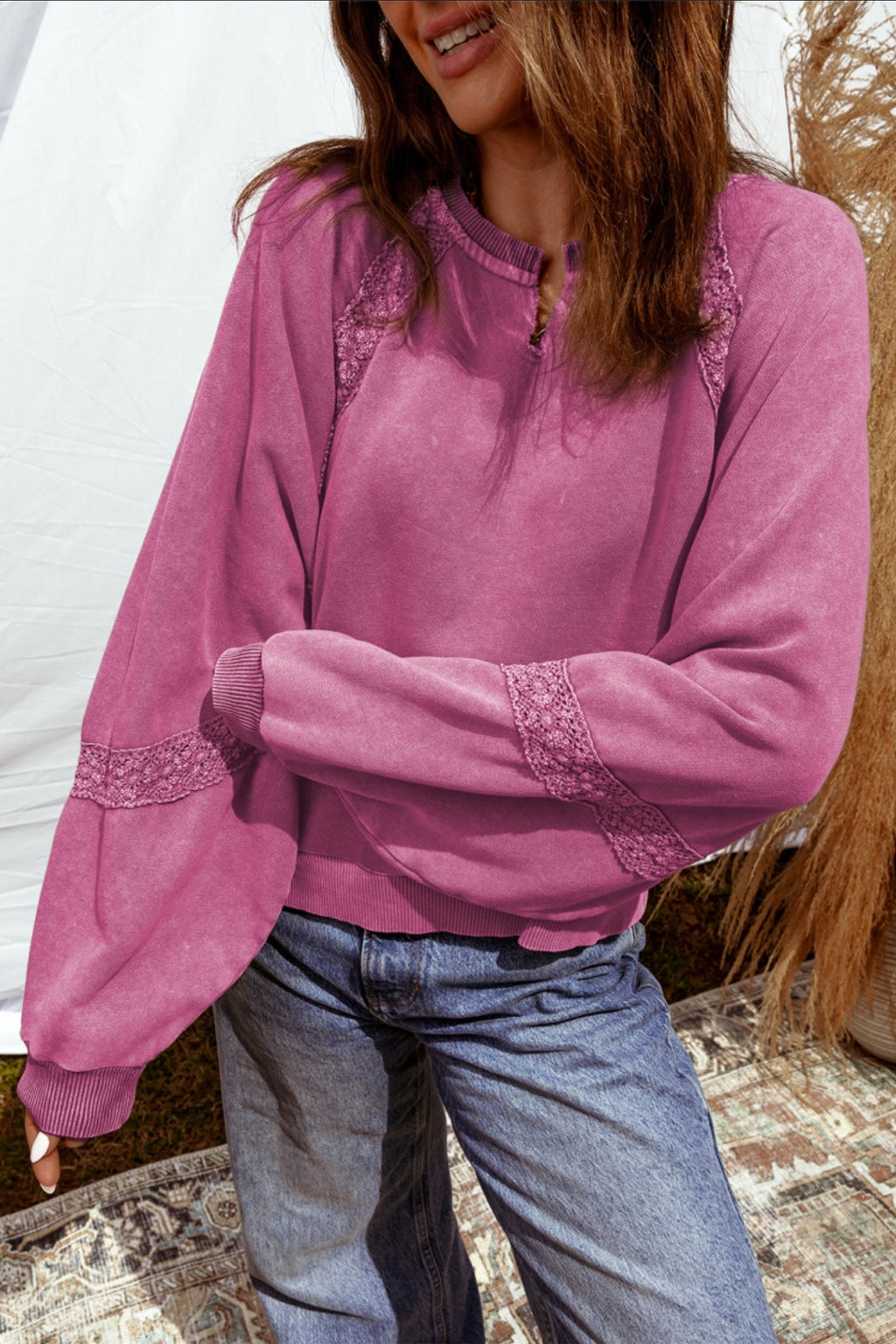 Mineral Wash With Lace Sweatshirt